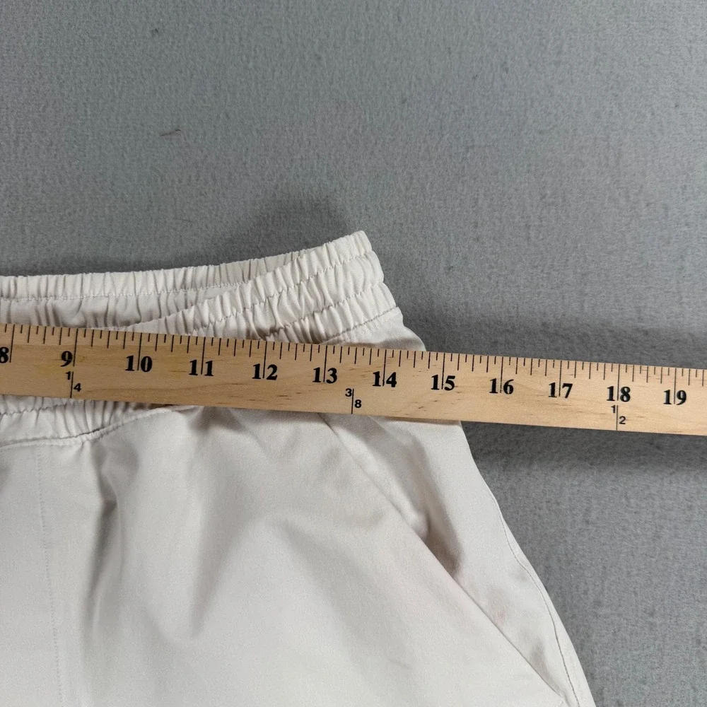 Lululemon Mens Athletic Shorts Bone Off White Elastic Waist Mesh Vent 8in Inseam